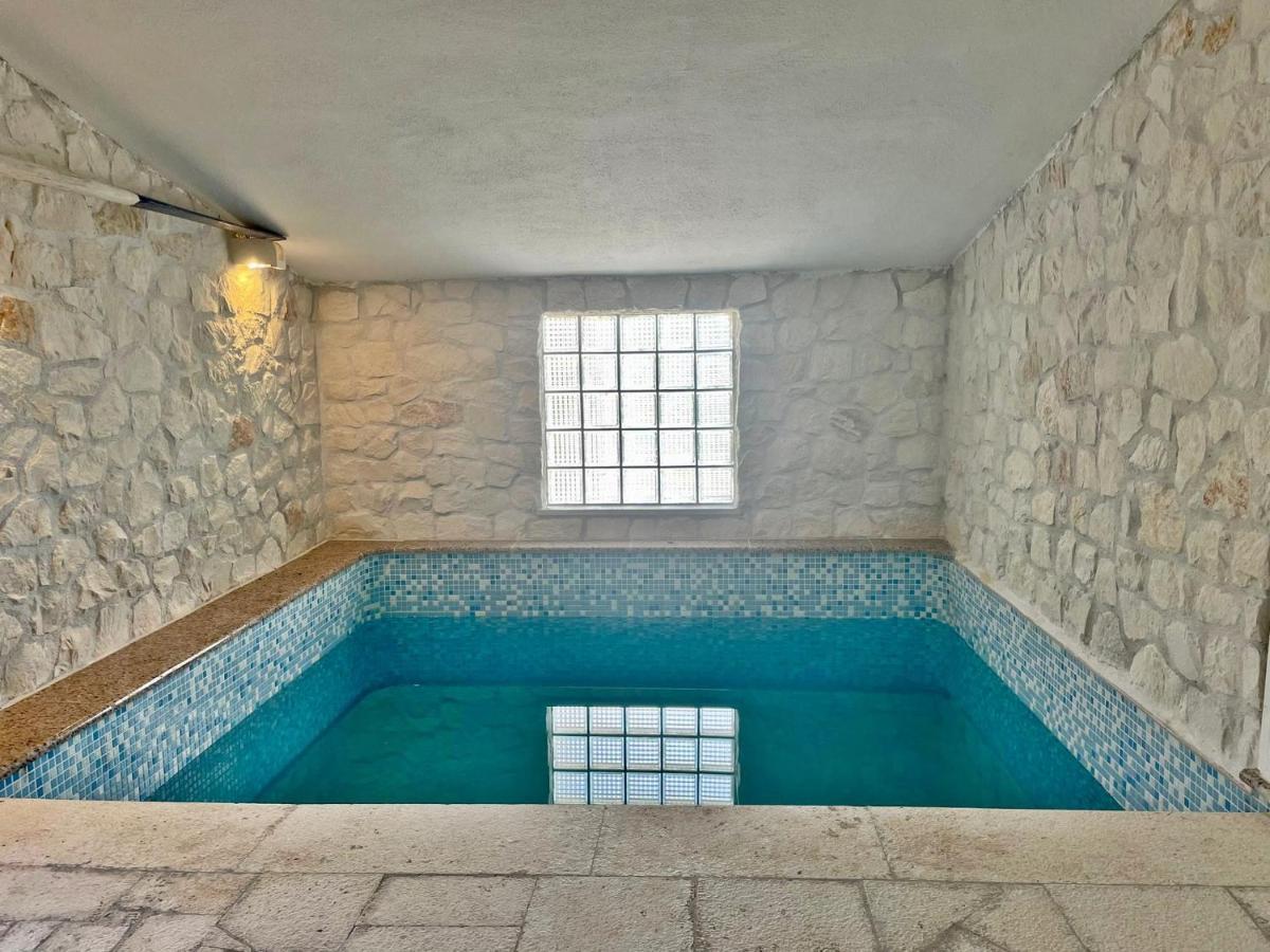 Flamingo - House With Private Pool Villa Gornji Seget Kültér fotó