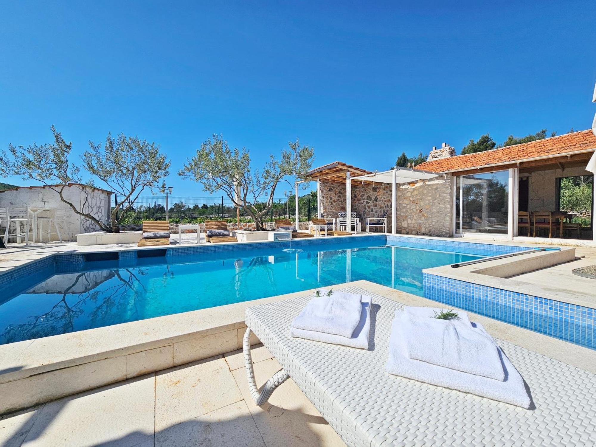 Flamingo - House With Private Pool Villa Gornji Seget Kültér fotó